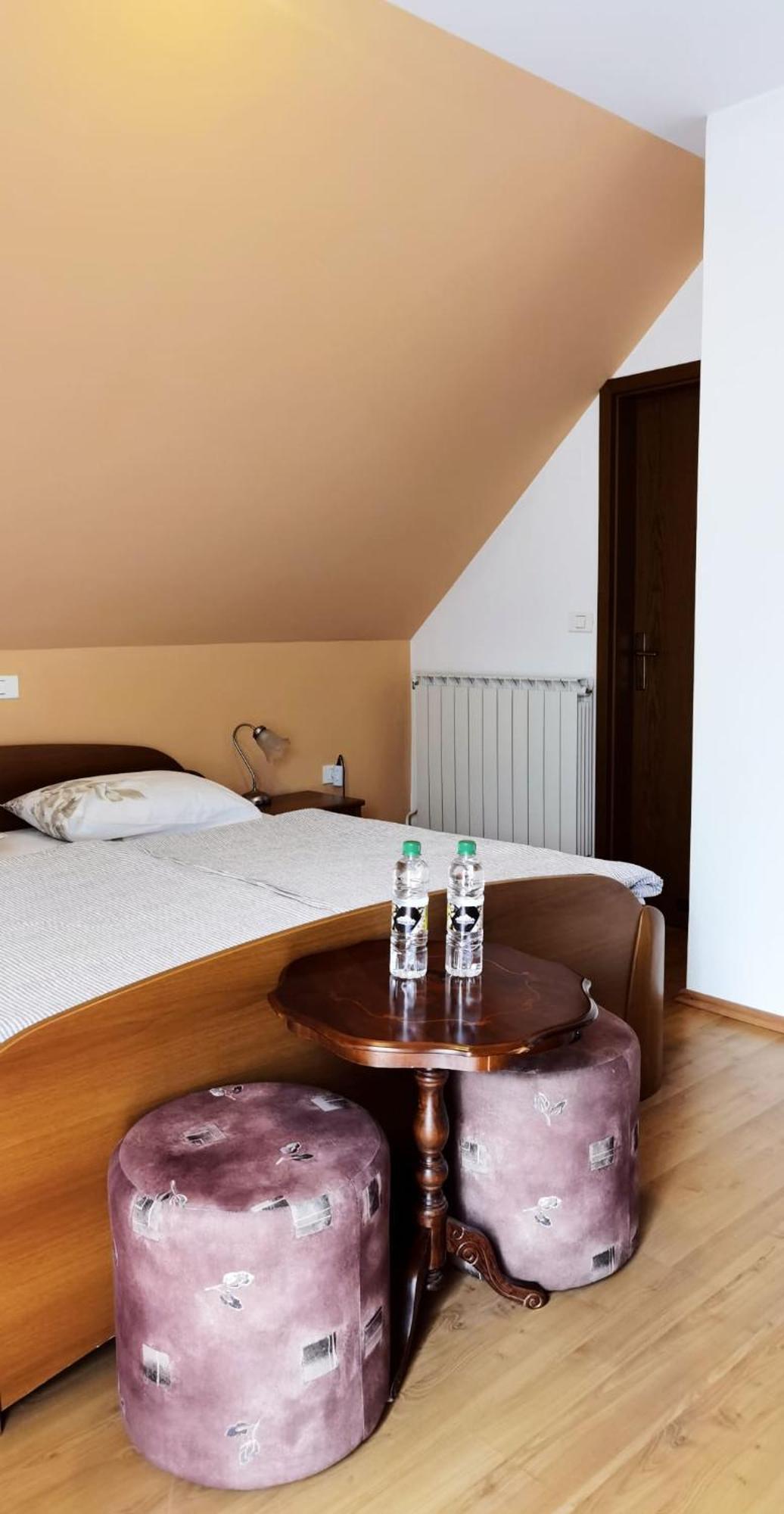 Hotel Gostisce Hedvika Kal-Koritnica Zimmer foto